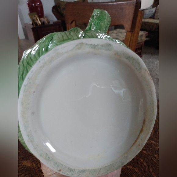 Corn Cob Ceramic Pitcher - Picture 7 of 9